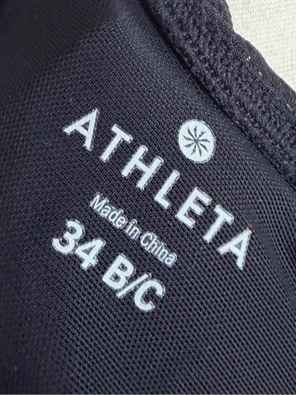Athleta High Support Sports Bra Mesh Black Size 34 B/C